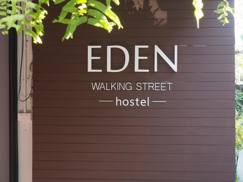 Eden Walking Street Hostel Chiang Mai Buitenkant foto
