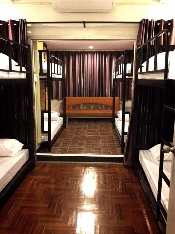 Eden Walking Street Hostel Chiang Mai Kamer foto