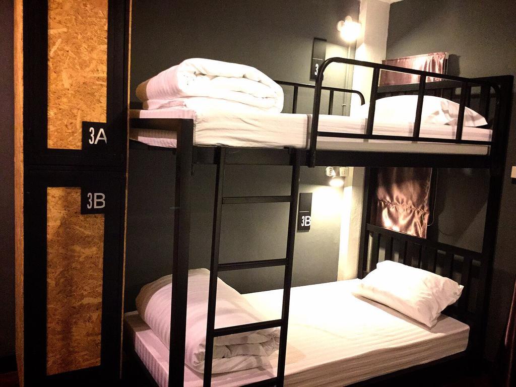 Eden Walking Street Hostel Chiang Mai Kamer foto