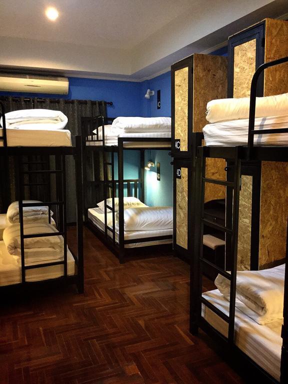 Eden Walking Street Hostel Chiang Mai Kamer foto