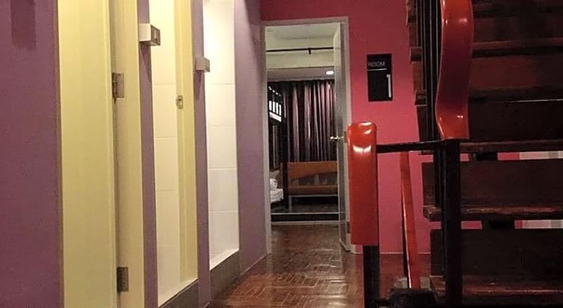 Eden Walking Street Hostel Chiang Mai Buitenkant foto